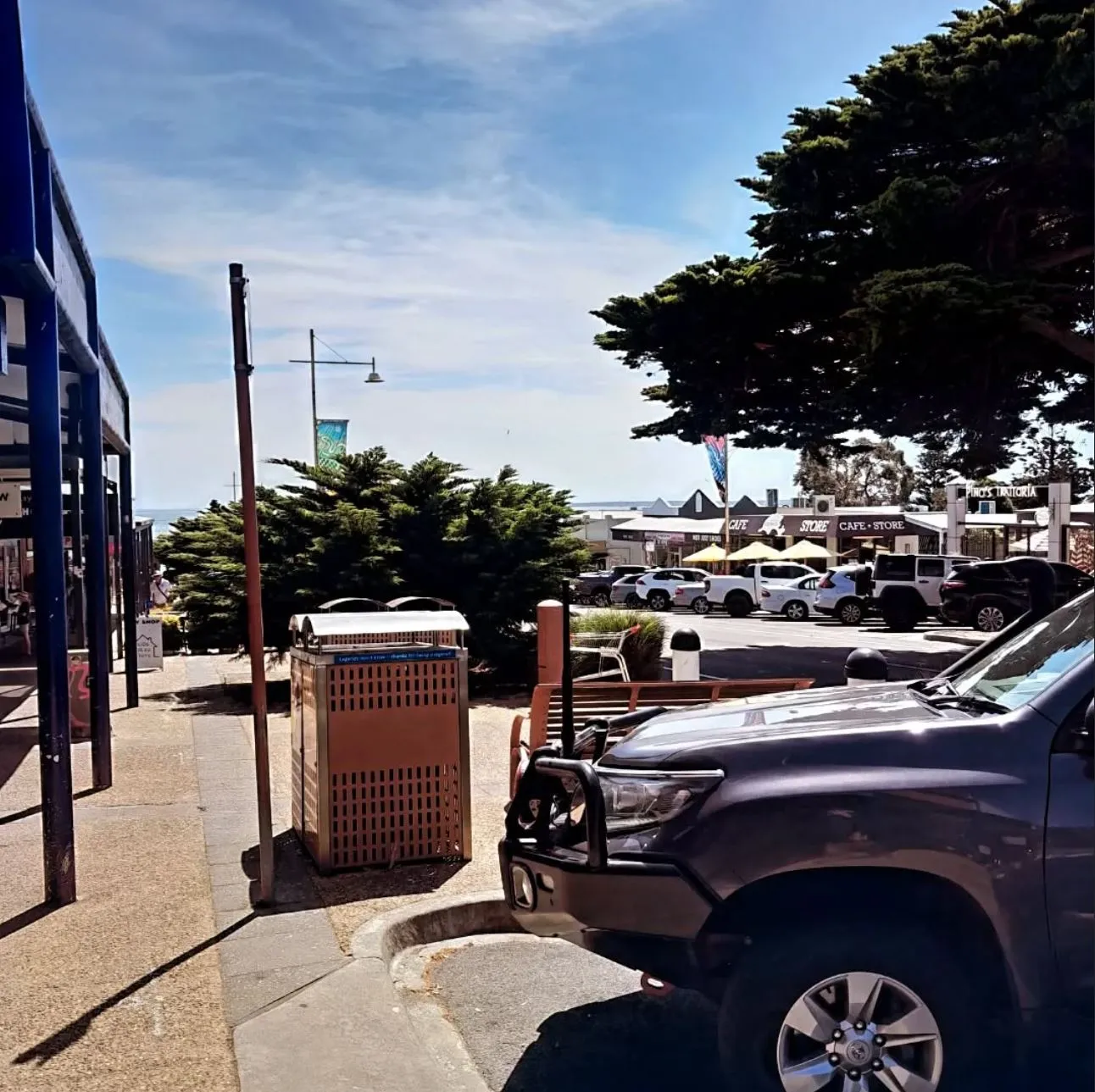 brocante-entre2siecles | Do People Live on Phillip Island?
