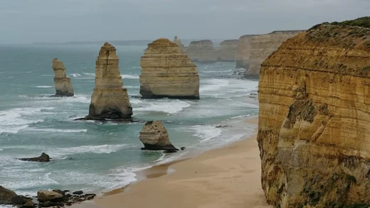 brocante-entre2siecles|Are there any entry fees for visiting the Great Ocean Road?