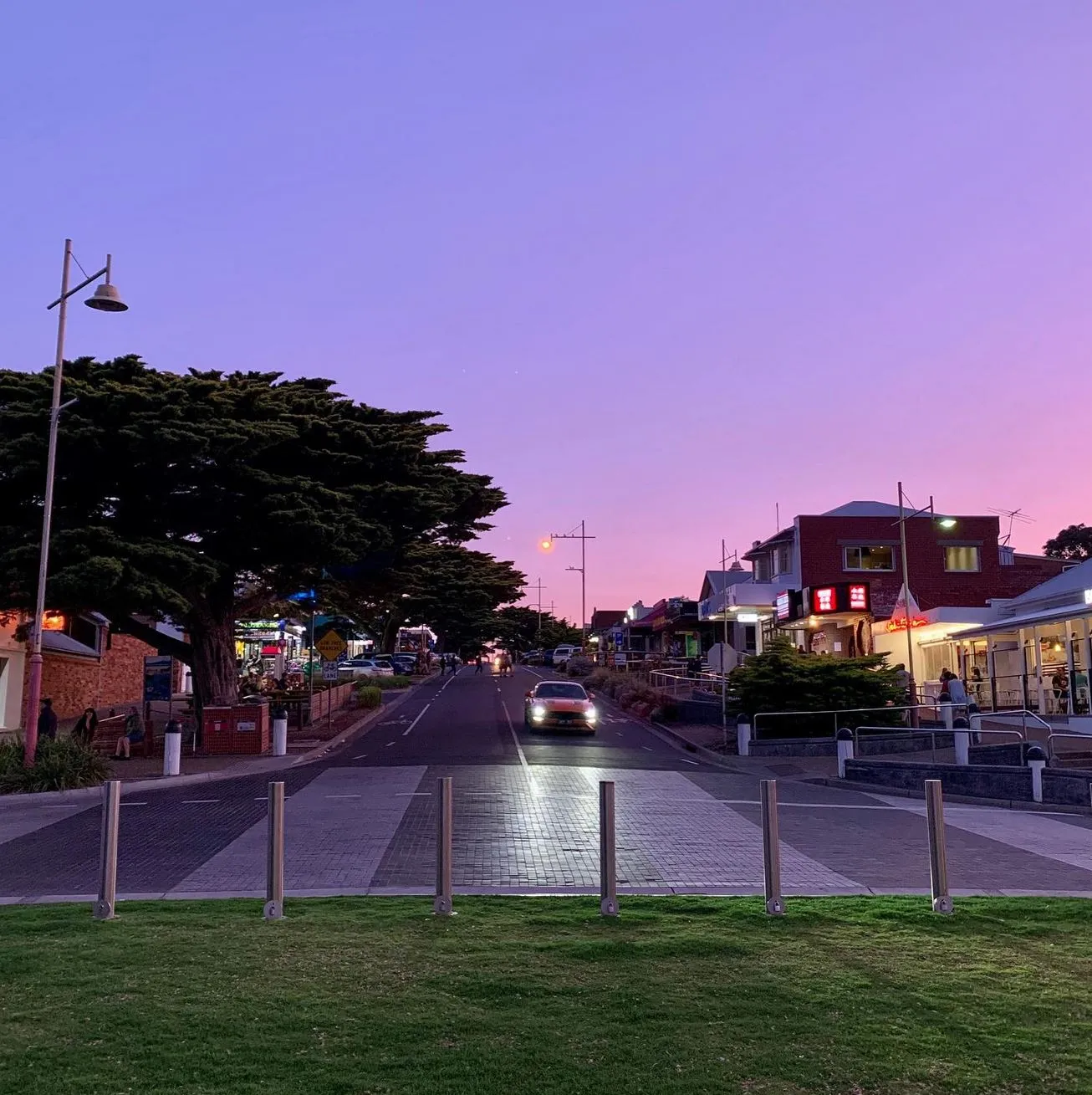 brocante-entre2siecles | Do People Live on Phillip Island?